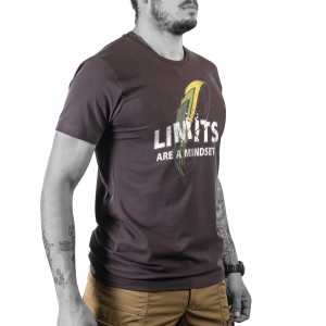 UF PRO® Mindset Breaker T-Shirt Maroon Brown